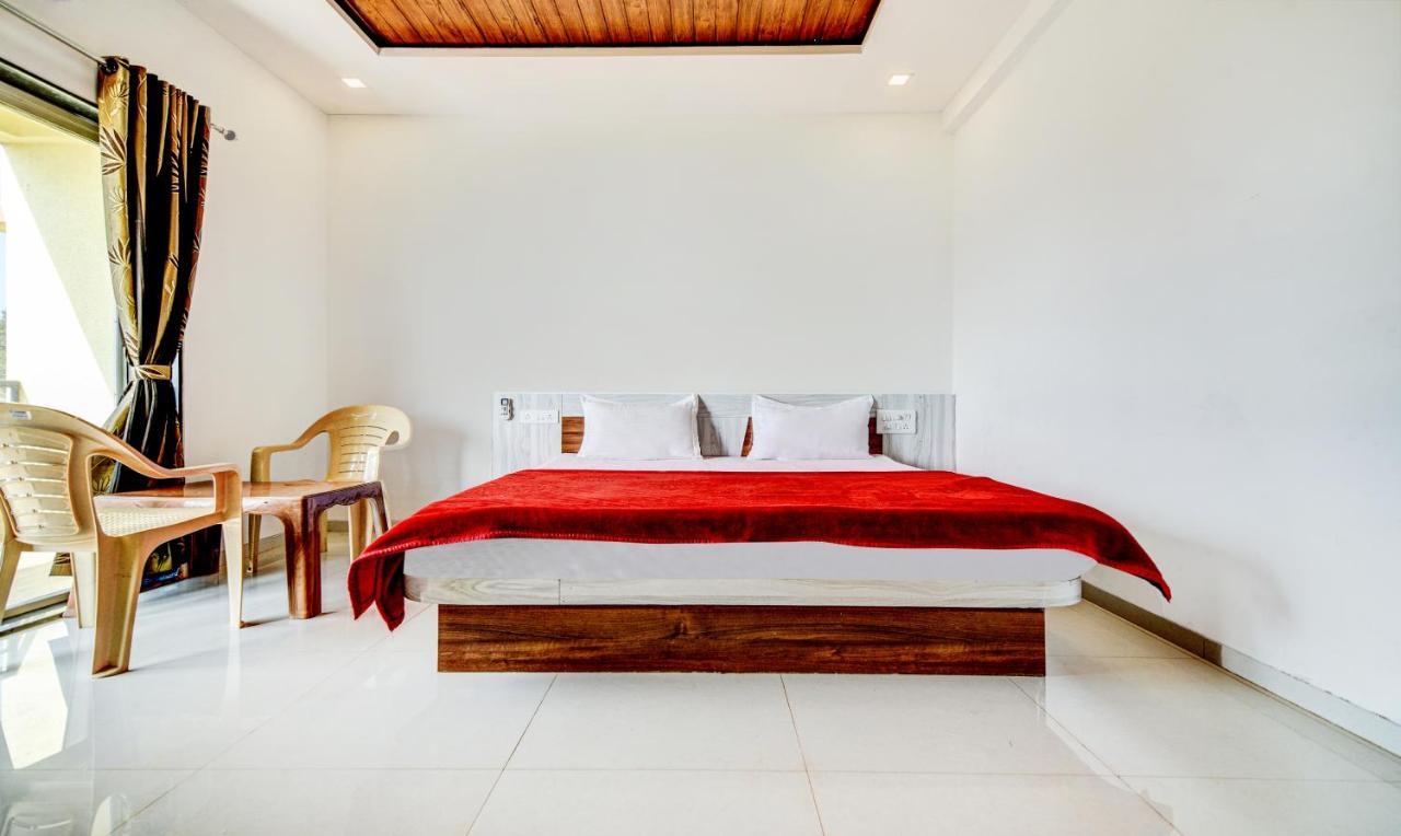 Aditya Hill View Inn ماهاباليشوار المظهر الخارجي الصورة