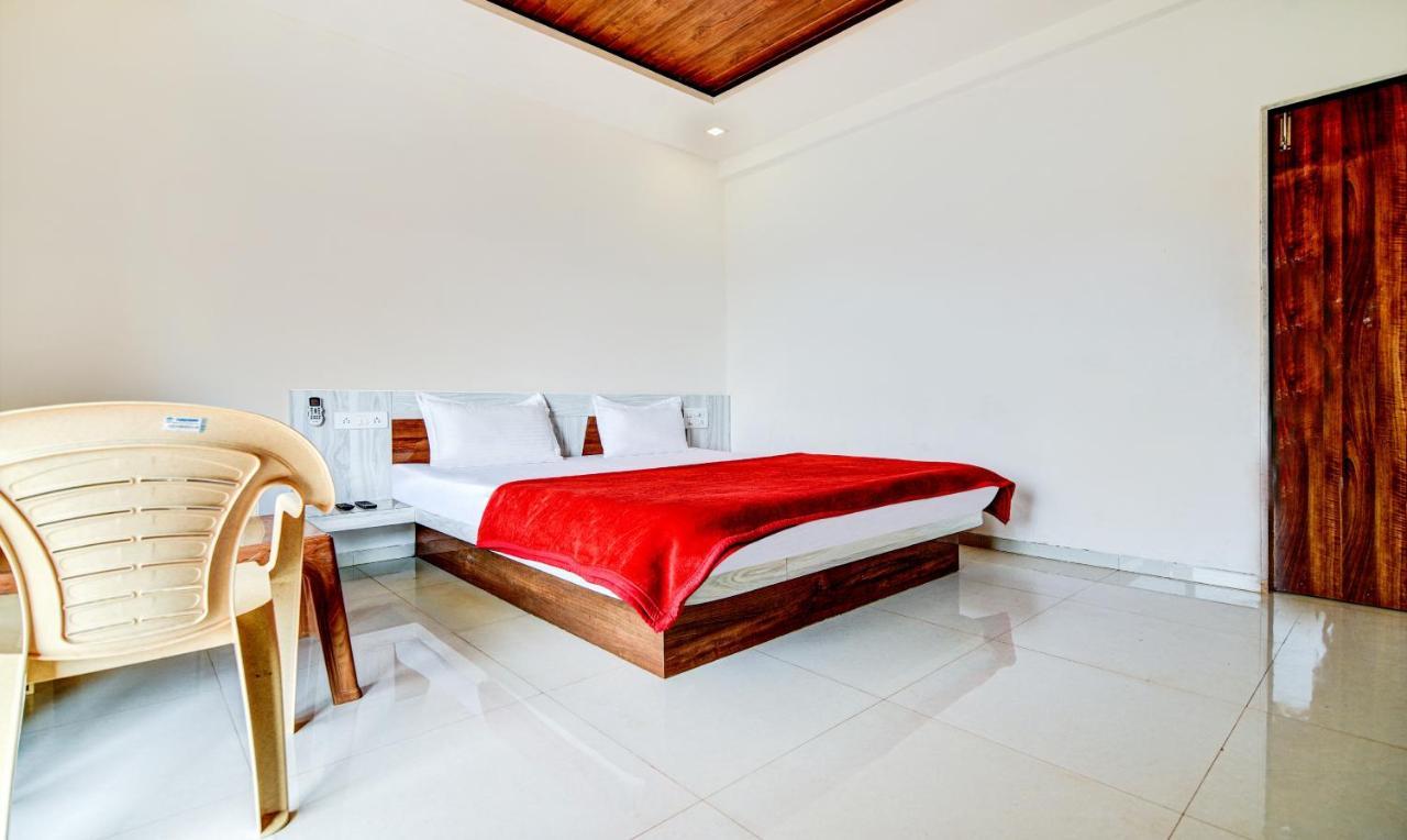 Aditya Hill View Inn ماهاباليشوار المظهر الخارجي الصورة