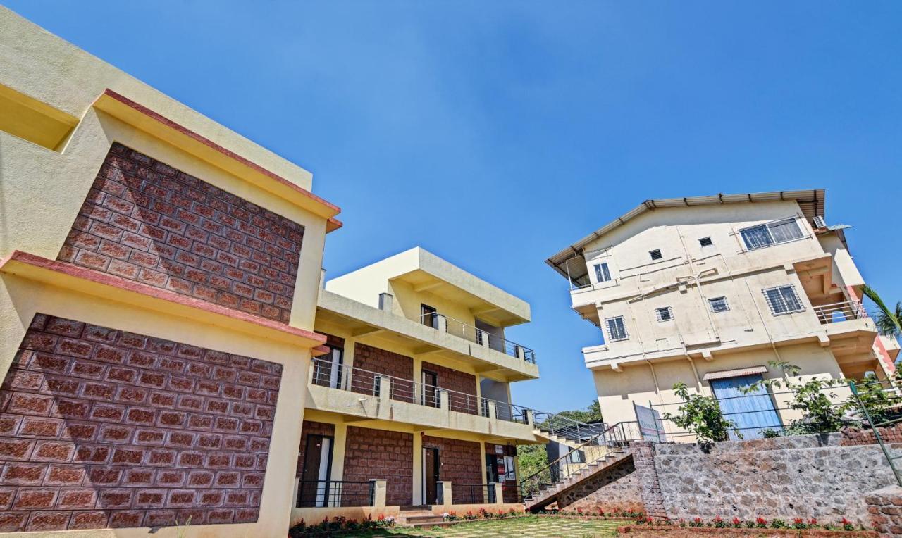 Aditya Hill View Inn ماهاباليشوار المظهر الخارجي الصورة