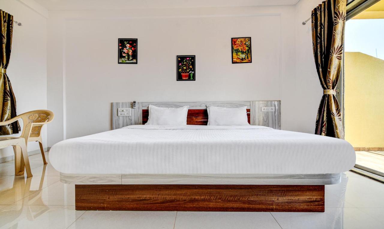 Aditya Hill View Inn ماهاباليشوار المظهر الخارجي الصورة