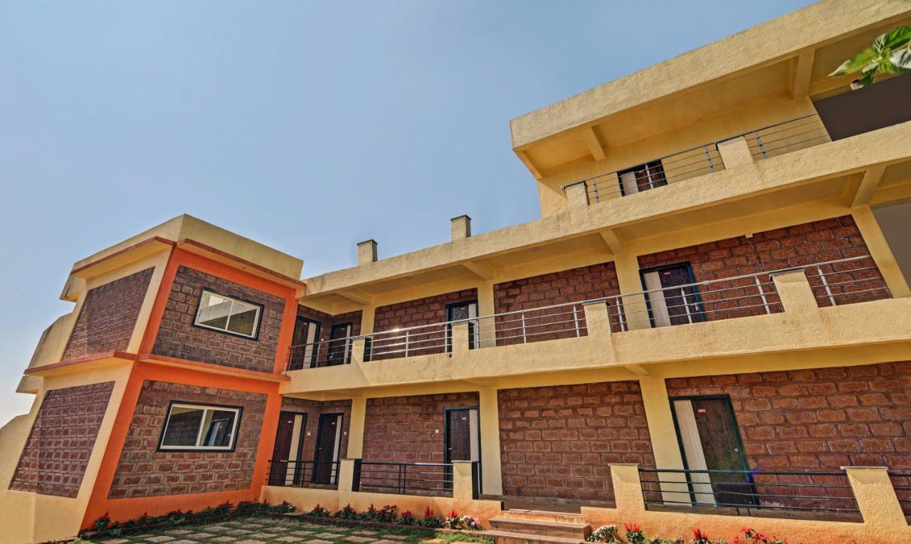 Aditya Hill View Inn ماهاباليشوار المظهر الخارجي الصورة
